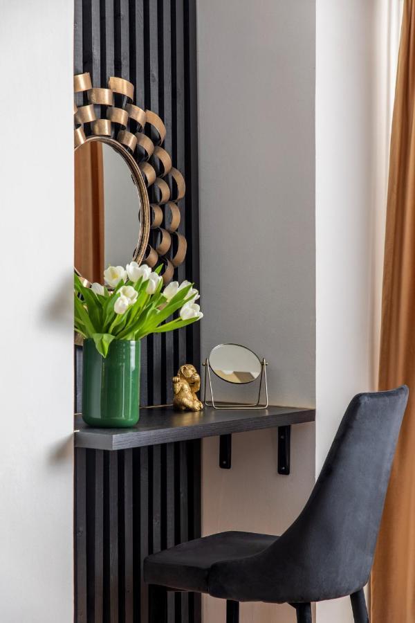 Villa Designer Flat For 4, Heart Of Bucharest, Kitchen Esterno foto